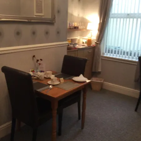 Storrbeck Hotel Whitby