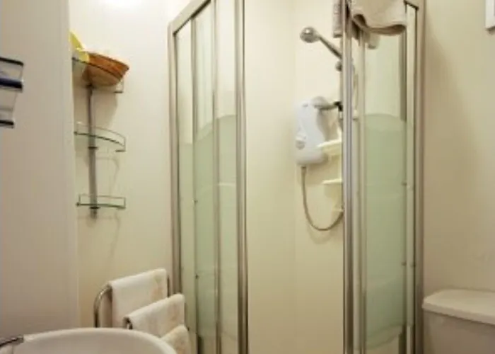 Storrbeck Hotel Whitby