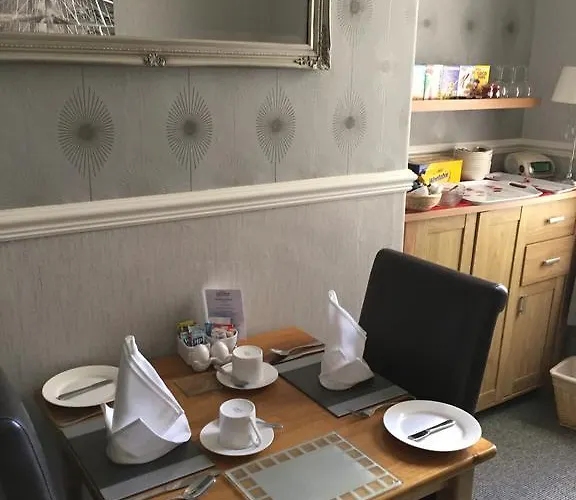 Storrbeck Hotel Whitby