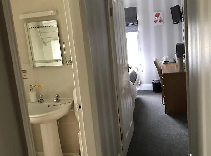 Storrbeck Hotel Whitby