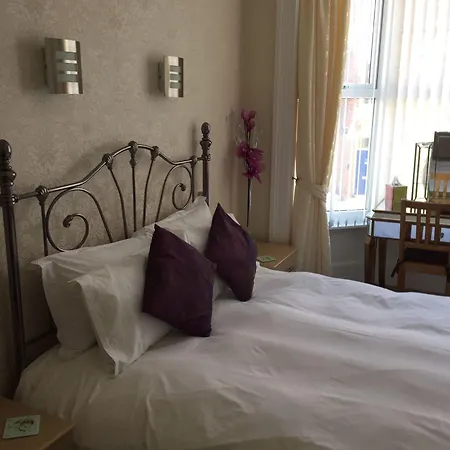 Storrbeck Hotel Whitby